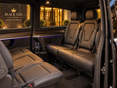 Mercedes-Benz V-Class Premium-Van von Black Van Cologne